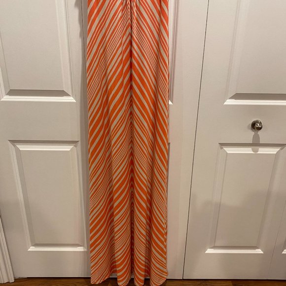 Bebe Vneck Orange and Tan Chevron Stripe Dress Size Medium - Picture 5 of 11